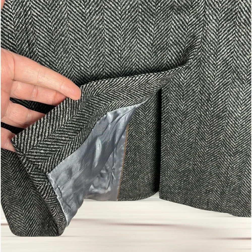 Christopher Brooks Gray Wool Two-Button Single Vent Herringbone Sport Coat 42R